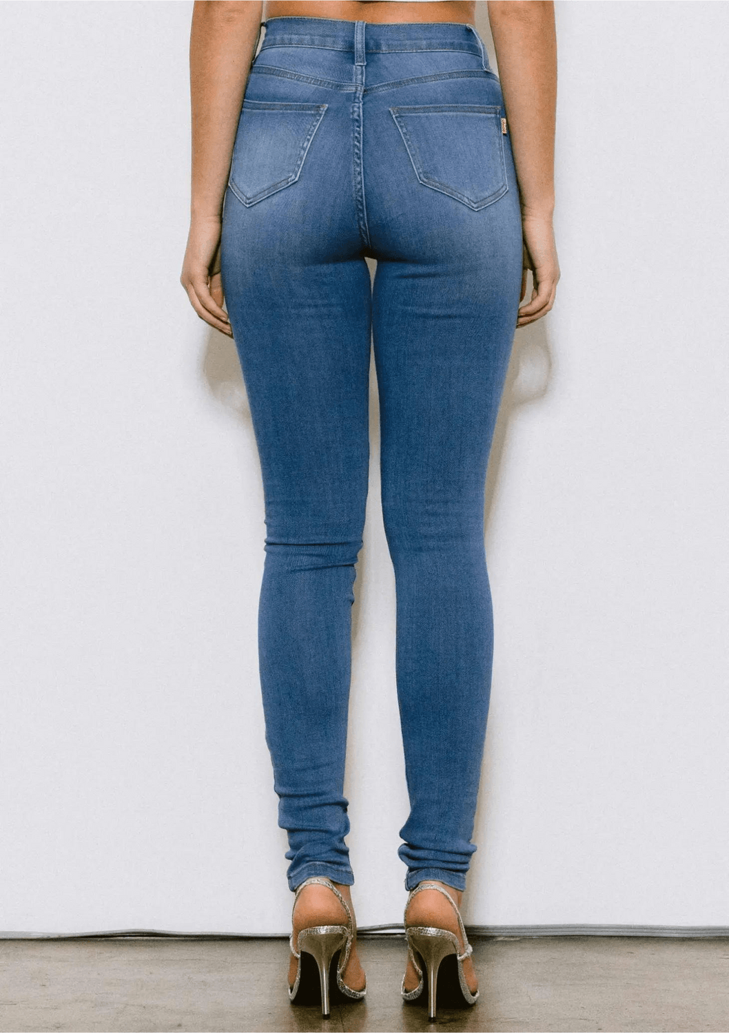 "Let Me Love You" Skinny Jeans - FIZ&MINGL Boutique