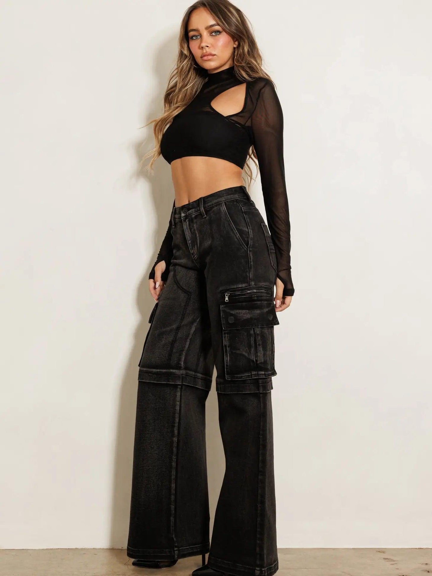 "Diva" Cargo Wide Leg Jeans - FIZ&MINGL Boutique